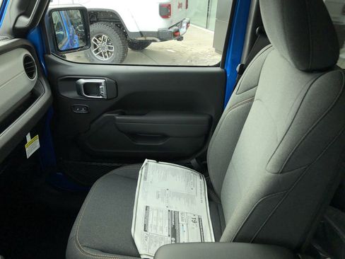 New 2026 Jeep Gladiator Willys image 22