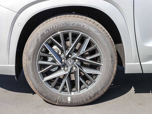 New 2026 Lexus TX 350 FWD image 9