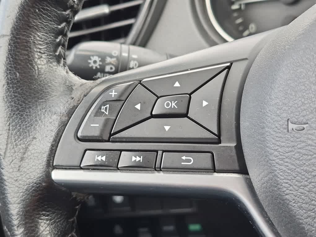 Used 2020 Nissan Rogue Sport SV w/ Technology Package AWD/4WD image 15
