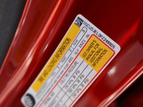 Certified 2023 Chevrolet Silverado 1500 High Country image 23