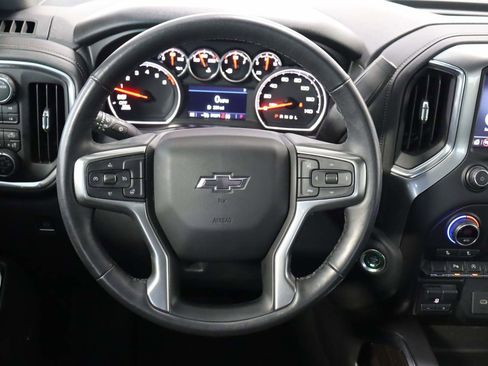 Used 2021 Chevrolet Silverado 1500 LT Trail Boss w/ Convenience Package II image 8