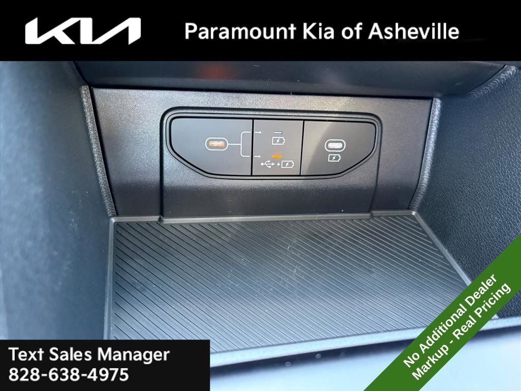 New 2027 Kia Sportage LX FWD image 23