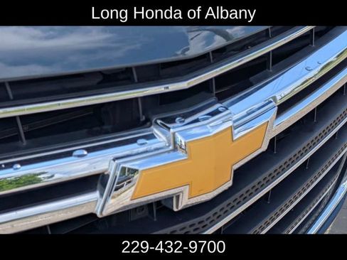 Used 2018 Chevrolet Traverse LT FWD image 4