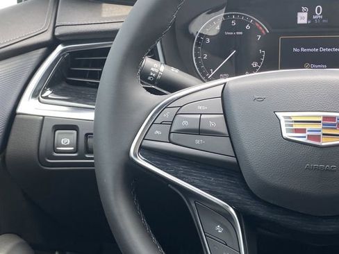 New 2025 Cadillac XT5 Premium Luxury image 12