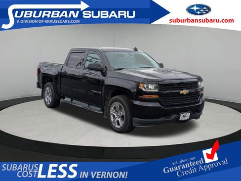 Used 2018 Chevrolet Silverado 1500 Custom w/ Custom Value Package AWD/4WD image 1