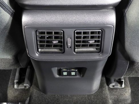 Used 2020 Toyota RAV4 XLE image 24