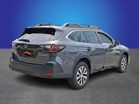 Certified 2025 Subaru Outback Premium AWD/4WD image 4