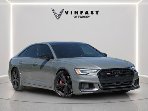 Used 2022 Audi S6 Premium Plus w/ S Sport Package image 2