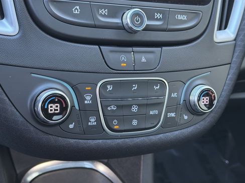 Used 2024 Chevrolet Malibu LT image 20