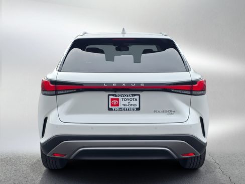 Used 2026 Lexus RX 450h Luxury w/ Convenience Package image 4