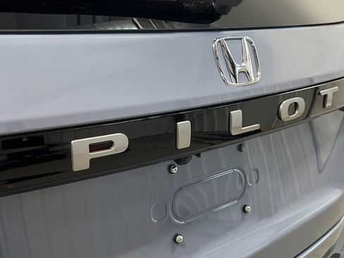 New 2026 Honda Pilot EX-L image 10