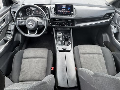 Used 2024 Nissan Rogue SV AWD/4WD image 25