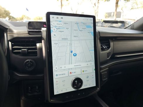 Used 2023 Ford Expedition Max Platinum image 28