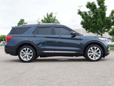 Used 2022 Ford Explorer Platinum w/ Equipment Group 601A AWD/4WD image 6
