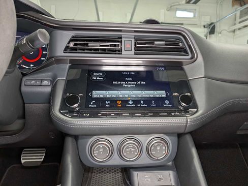 Used 2024 Nissan Z NISMO w/ Floor Mat Package image 29