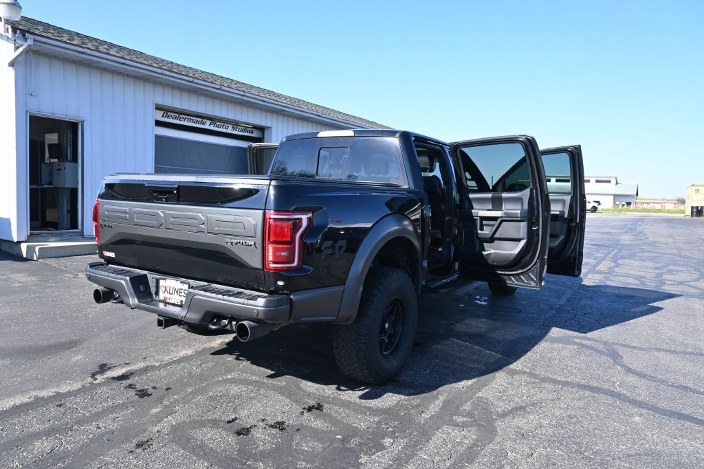 Used 2018 Ford F150 Raptor w/ Equipment Group 802A Luxury AWD/4WD image 46
