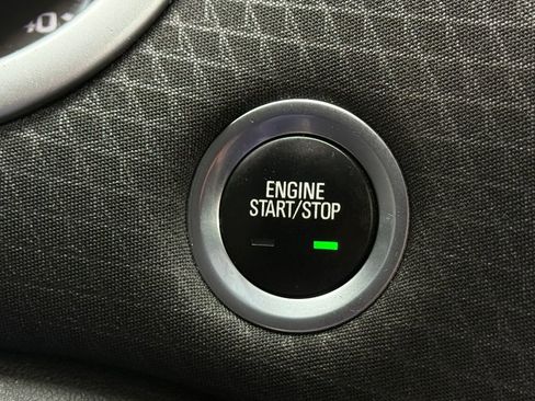 Used 2023 Chevrolet Malibu LT image 28