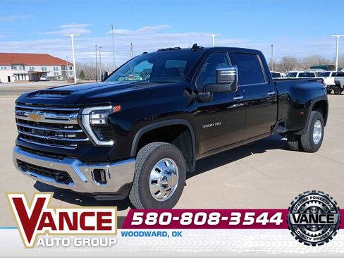 Used 2025 Chevrolet Silverado 3500 LTZ w/ LTZ Plus Package image 1