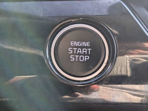 Used 2024 Kia Seltos S FWD image 30