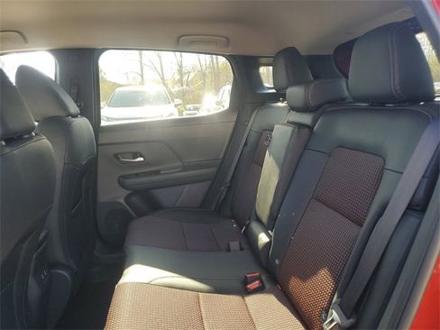 New 2026 Nissan Kicks SR image 25