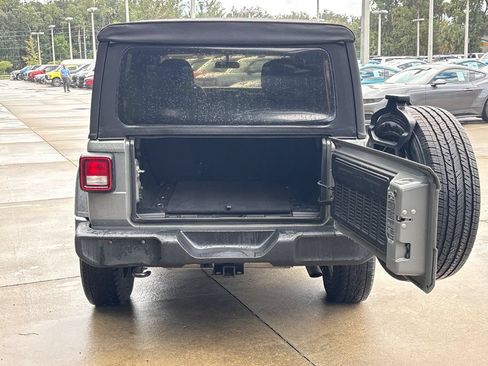 Used 2018 Jeep Wrangler Unlimited Sport S AWD/4WD image 30