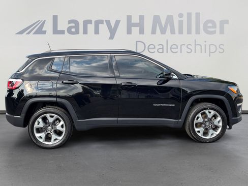 Used 2018 Jeep Compass Limited AWD/4WD image 6