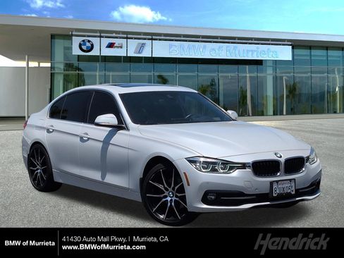 Used 2018 BMW 328d Sedan RWD image 1