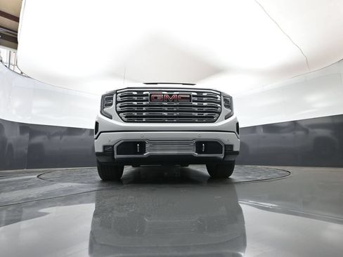 Used 2023 GMC Sierra 1500 Denali w/ Denali Reserve Package AWD/4WD image 55