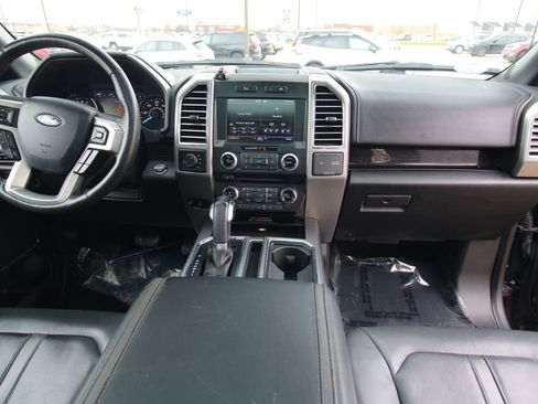 Used 2015 Ford F150 Platinum w/ Equipment Group 701A Luxury image 43