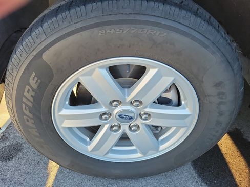 Used 2023 Ford F150 XLT RWD image 6