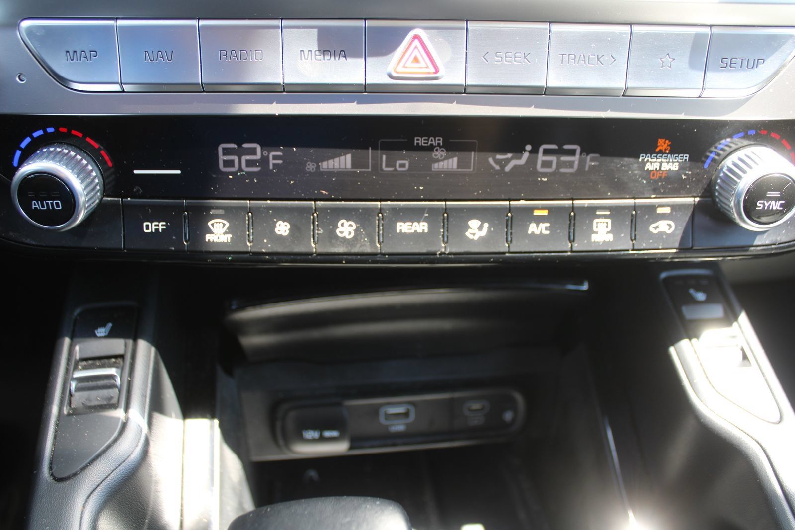 Certified 2023 Kia Telluride S w/ S Sunroof Package AWD/4WD image 41