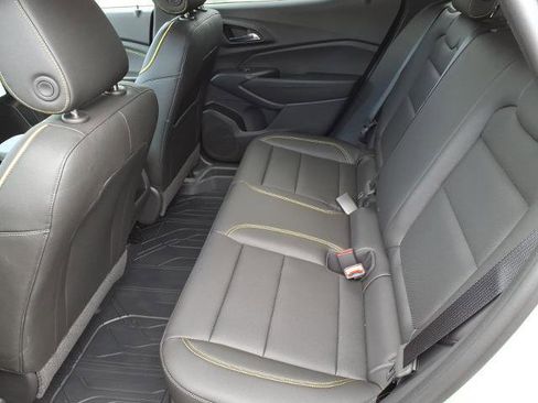 New 2026 Chevrolet Trax ACTIV w/ Sunroof Package FWD image 5