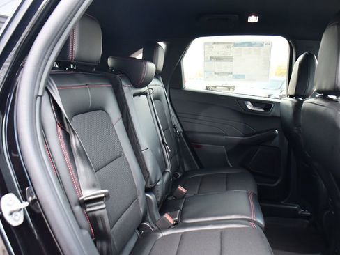 New 2026 Ford Escape ST-Line w/ Tech Pack #1 image 17