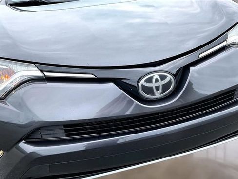 Used 2017 Toyota RAV4 XLE w/ Plus Special Value Package FWD image 27