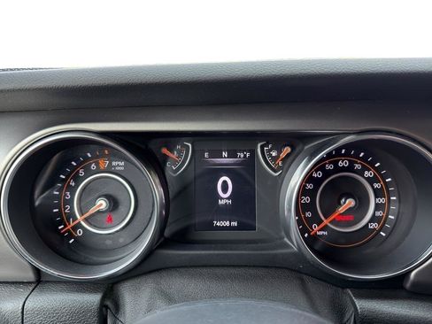 Used 2019 Jeep Wrangler Unlimited Sport S AWD/4WD image 9