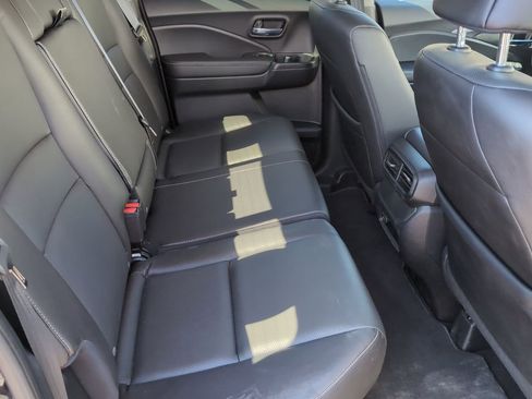 Used 2025 Honda Ridgeline RTL image 16