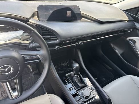 Used 2024 MAZDA MAZDA3 s FWD image 27