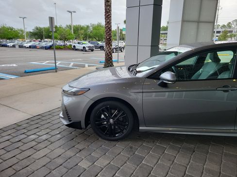 Certified 2026 Toyota Camry SE image 2