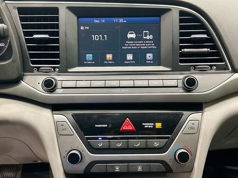 Used 2018 Hyundai Elantra SEL image 24