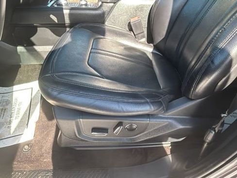 Used 2021 Ford Expedition Max Limited image 13