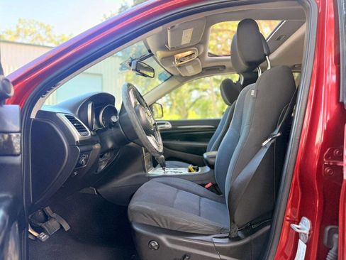 Used 2012 Jeep Grand Cherokee Laredo w/ Laredo E Group image 13