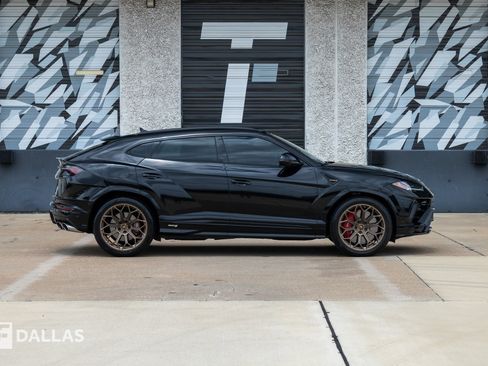 Used 2024 Lamborghini Urus S AWD/4WD image 17