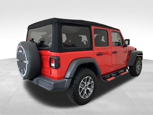 Used 2024 Jeep Wrangler Unlimited Sport AWD/4WD image 5