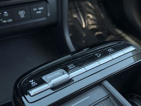 Used 2025 Hyundai Tucson SEL image 16