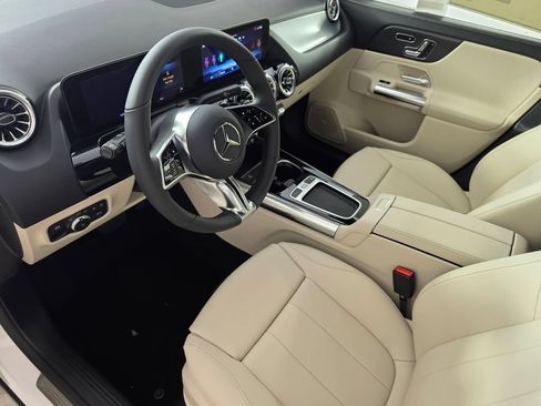 New 2026 Mercedes-Benz GLA 250 4MATIC image 7