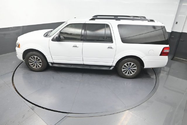 Used 2017 Ford Expedition EL XLT w/ Equipment Group 202A AWD/4WD image 26