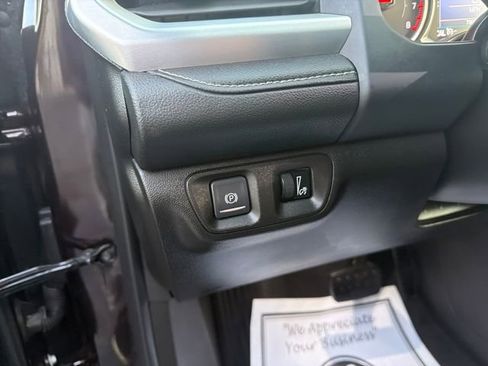 Used 2020 GMC Acadia SLE w/ Driver Convenience Package image 23