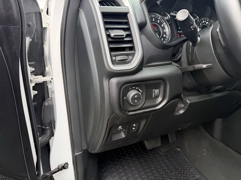 Used 2021 RAM 1500 Big Horn AWD/4WD image 23