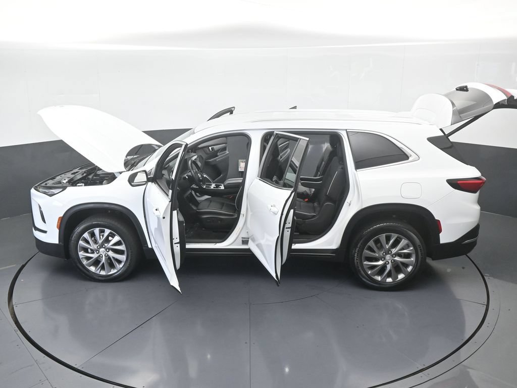 Used 2026 Buick Enclave Preferred w/ LPO, Floor Liner Package FWD image 71