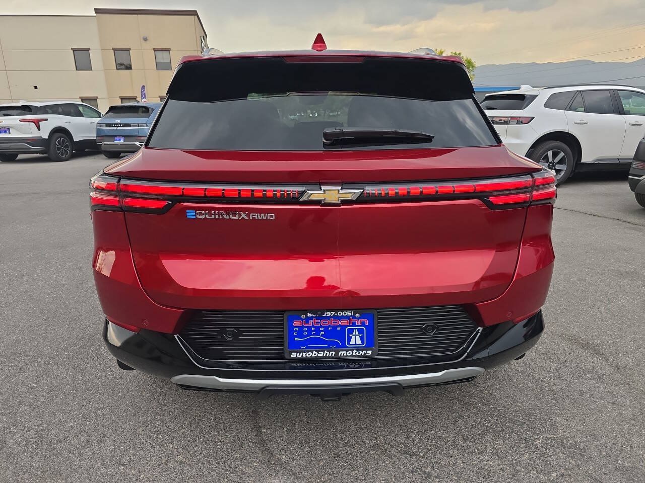 Used 2024 Chevrolet Equinox EV LT w/ Active Safety Package 3 AWD/4WD image 6